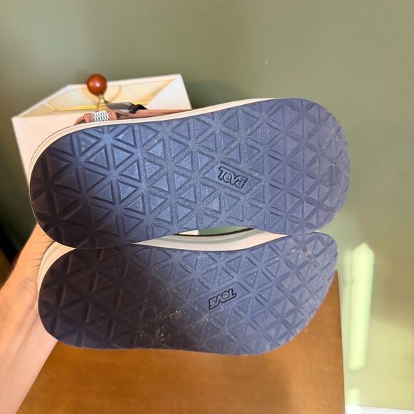 Reva Flatform Universal Mesh Print Womens Size 9 - Picture 5 of 6